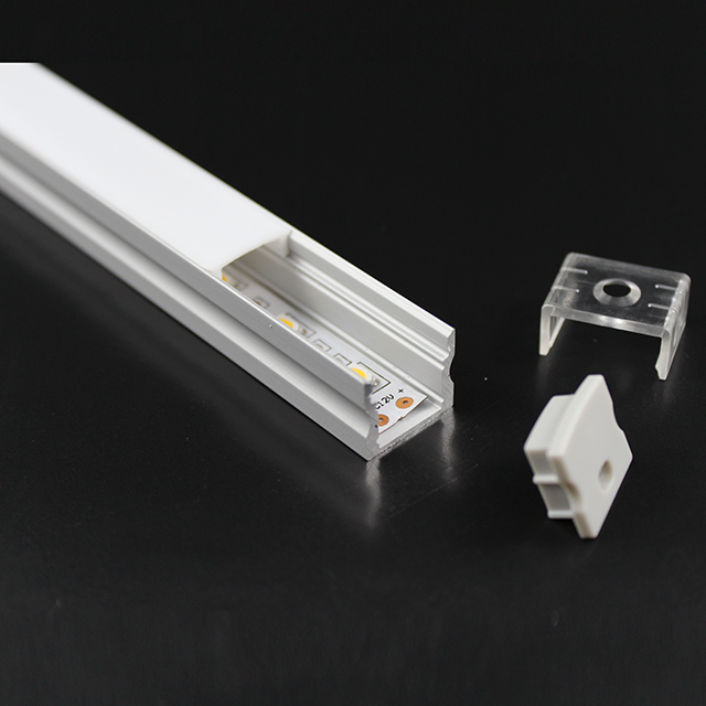 W17.1mm*H15.3mm (largeur intérieure 12.2mm) Profilé en aluminium LED sans aile